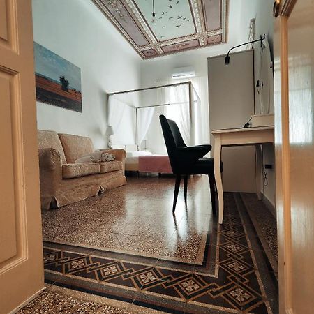La Suite Di Eva Mola di Bari Exterior foto
