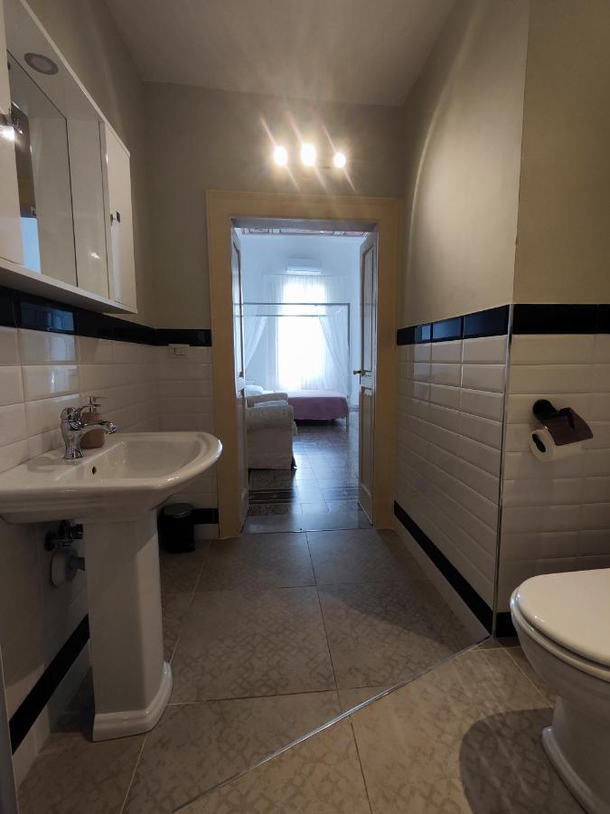 La Suite Di Eva Mola di Bari Exterior foto