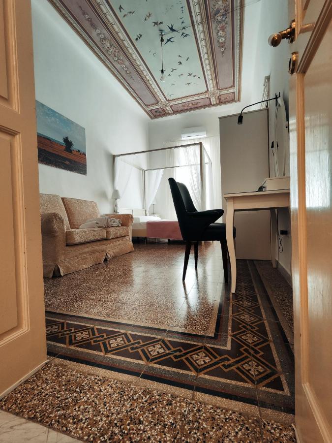 La Suite Di Eva Mola di Bari Exterior foto
